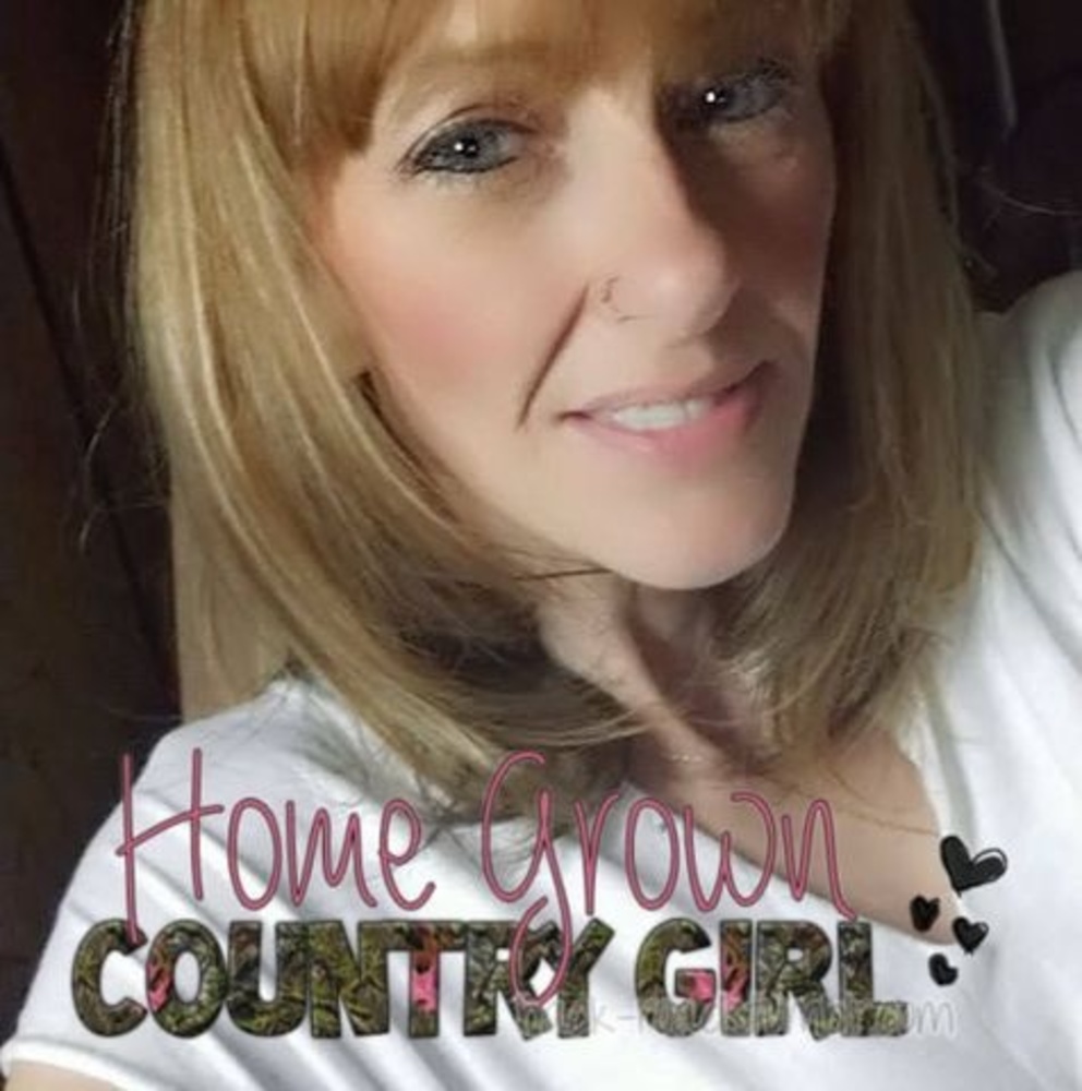 Meet your Posher, Lora lea